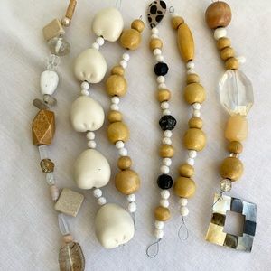 ✨SOLD✨ Beautiful collection of neutral beads